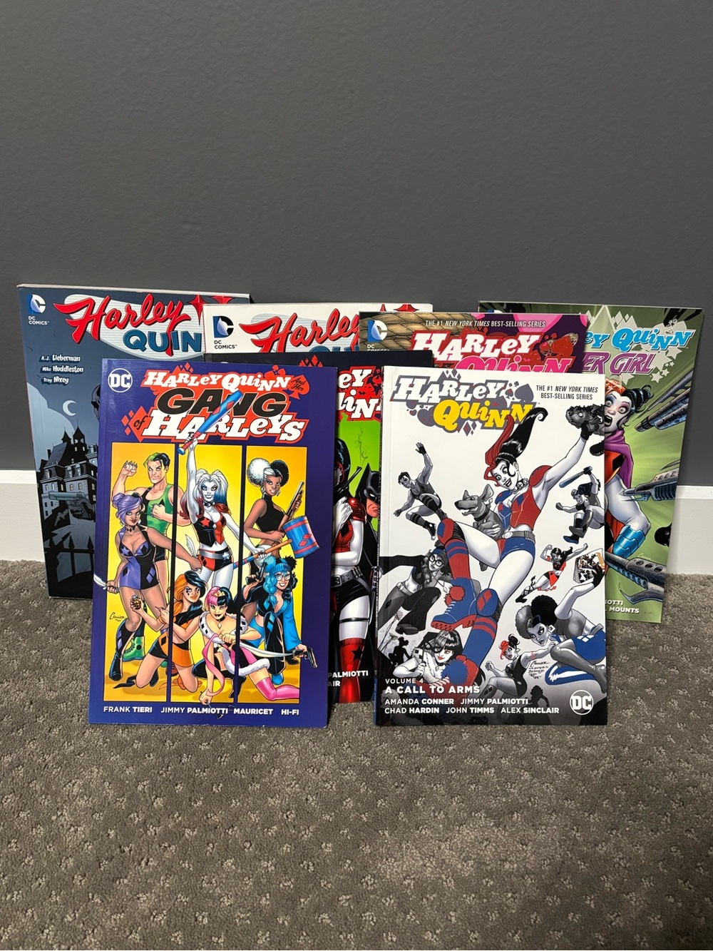 Harley Quinn Comic Books